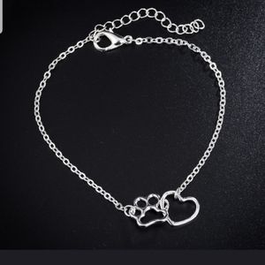 🐾❤Super Cute SILVER paw print bracelet 🐾❤